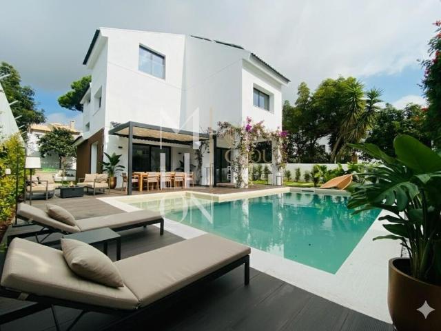 LUXUOSA MORADIA T5 COM PISCINA EM SÃO JOAO DO ESTORIL