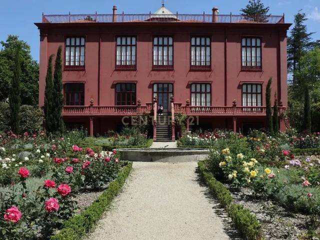 Luxuosa Propriedade com Vista para o Rio no Porto