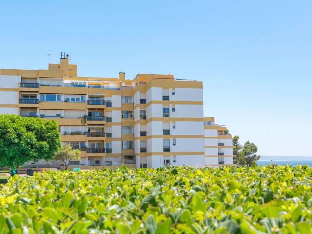 Luxuoso Apartamento com Vista Mar em Oeiras