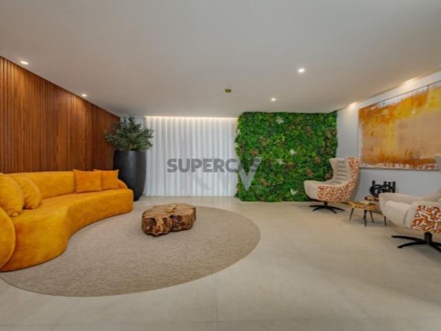 Luxuoso Apartamento de 3 Suítes na Rua das Maravilhas, Funchal