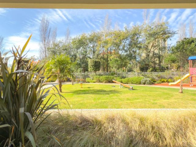 Luxuoso Apartamento T3 em Oeiras com Jardim e Garagem