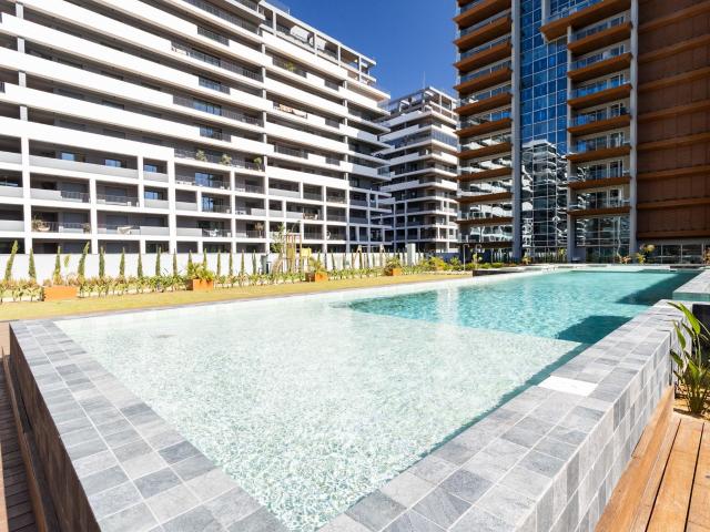 Luxuoso T2 no condomínio Monview com Piscina, Jardim, Ginasio e muito mais