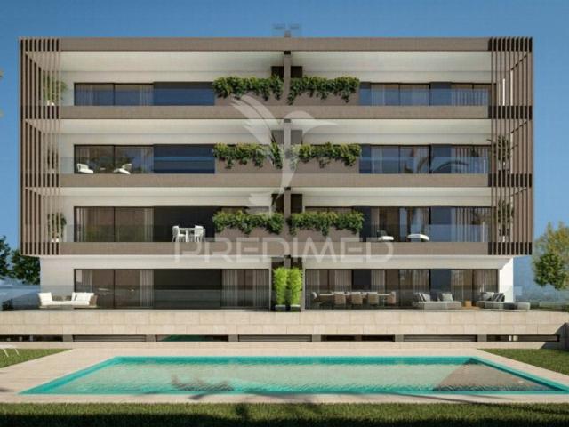 Luxuoso T2 em Condomínio Privado Sesmarias Garden com Piscina| Elegância e Exclusividade