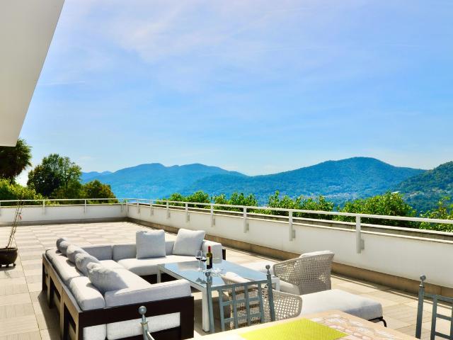 Luxus Apartment mit Panoramaterrasse und Studio