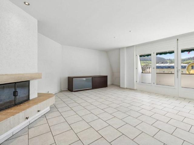 Luxus Apartment mit 150 m2 zu verkaufen Zunzgen, Basel Landschaft