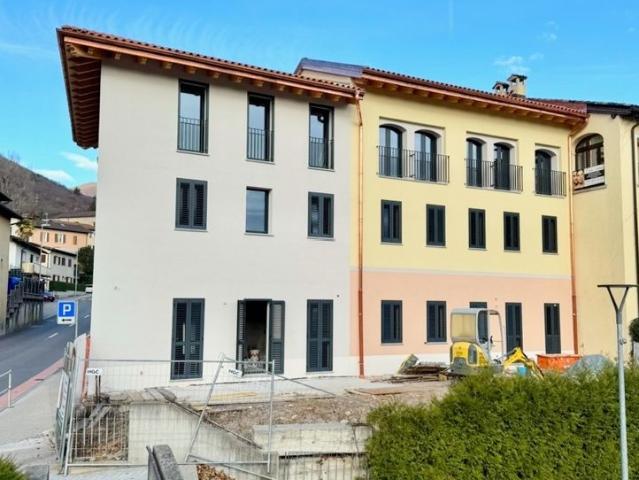 Luxus Apartment mit 2 Zimmern zu verkaufen in Pura, Lugano, Kanton Tessin