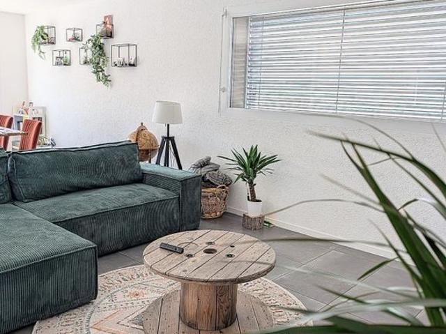 Luxus Apartment mit 4 Zimmer zu verkaufen in Chaux de Fonds, Kanton Neuenburg