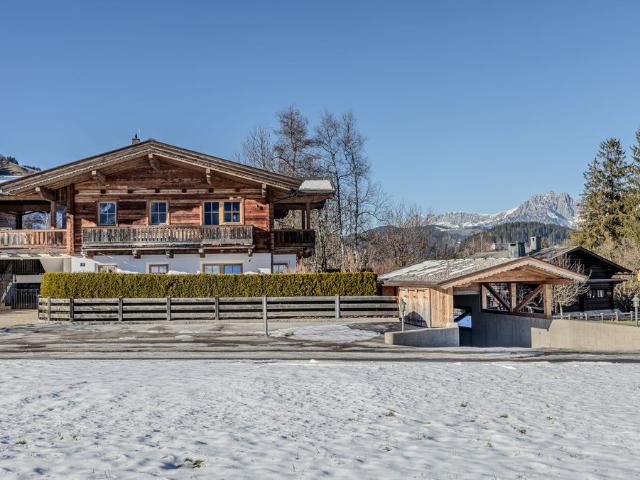 Luxus Apartment mit 5 Zimmer zu verkaufen in Kitzbühel, Tirol