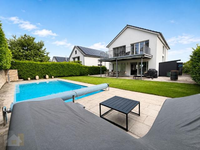 Luxus Haus mit 4 Schlafzimmer zu verkaufen in Augartenweg, 4, Mörschwil, Rorschach, Kanton St. Gallen