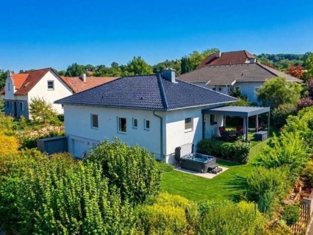 Luxus Haus mit 4 Zimmer zu verkaufen in Michelhausen, Niederösterreich