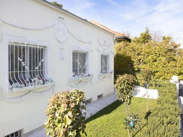 Luxus Haus mit 4 Zimmer zu verkaufen in Wien, Bundesland Wien