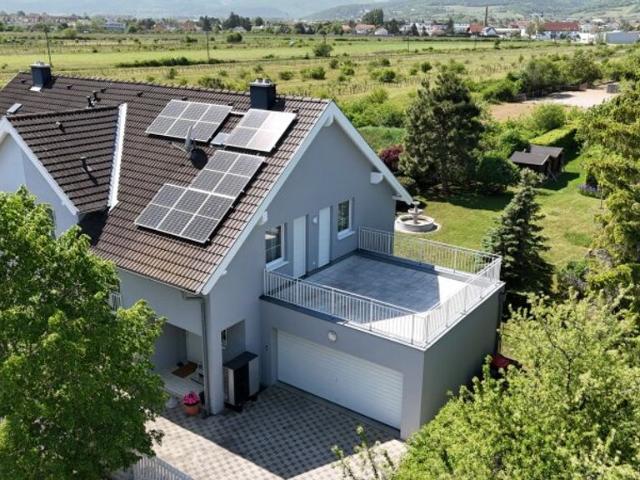 Luxus Haus mit 4 Zimmer zu verkaufen in Wienersdorf, Niederösterreich