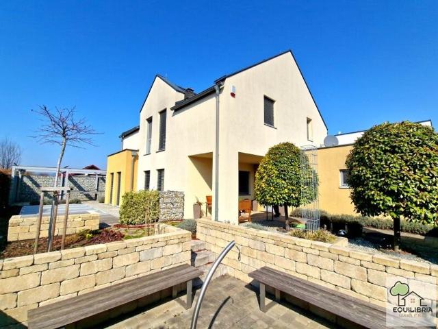 Luxus Haus mit 4 Zimmer zu verkaufen in Trumau, Österreich