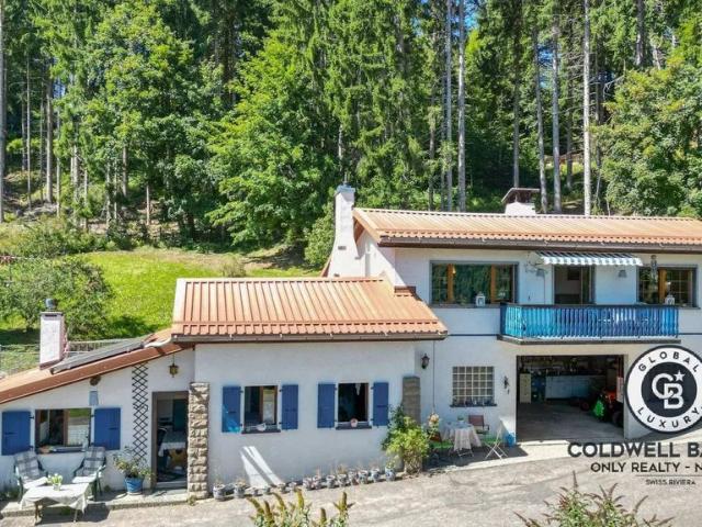 Luxus Haus mit 5 Zimmer zu verkaufen in Blonay, Kanton Waadt