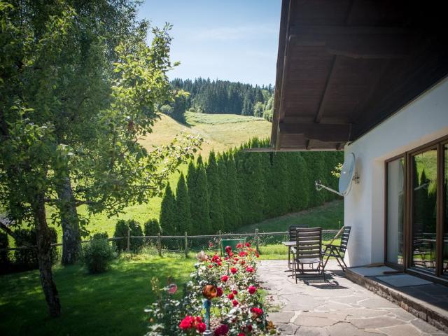 Luxus Haus mit 5 Zimmer zu verkaufen in Jochberg, Österreich