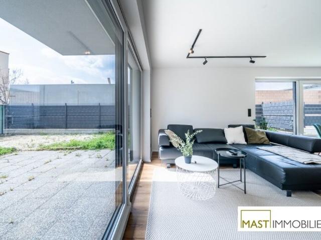Luxus Haus mit 5 Zimmern zu verkaufen in Strasshof an der Nordbahn, Niederösterreich