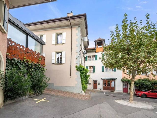 Luxus Haus mit 6 Schlafzimmer zu verkaufen in Cully, Kanton Waadt