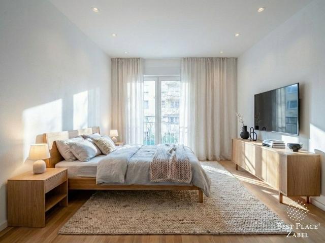 Luxus Haus mit 6 Zimmer zu verkaufen in Köpenickerstraße, 149e, Berlin