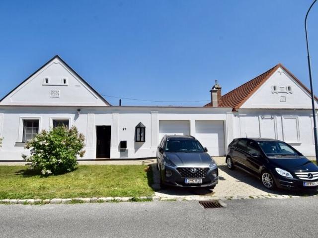 Luxus Haus mit 6 Zimmer zu verkaufen in Lackendorf, Österreich