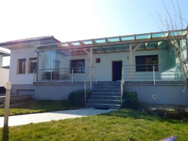 Luxus Haus mit 6 Zimmer zu verkaufen in Mönchhof, Burgenland