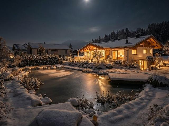Luxus Haus mit 6 Zimmer zu verkaufen in Saalfelden am Steinernen Meer, Salzburgerland