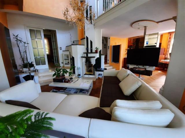 Luxus Haus mit 6 Zimmer zu verkaufen in Purkersdorf, Niederösterreich