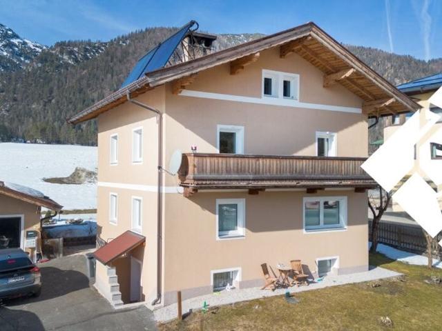 Luxus Haus mit 6 Zimmern zu verkaufen in Sankt Ulrich am Pillersee, Tirol