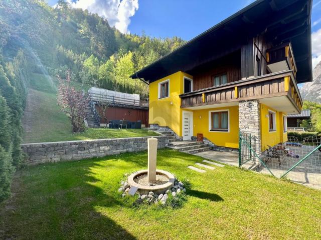 Luxus Haus mit 7 Zimmer zu verkaufen in Werfen, Österreich