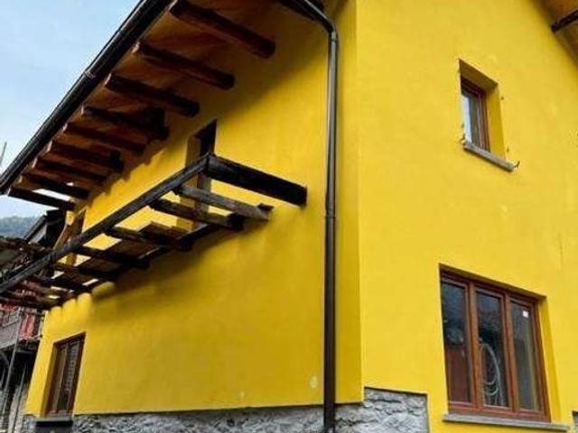 Luxus Haus mit 7 Zimmern zu verkaufen in Roveredo, Graubünden
