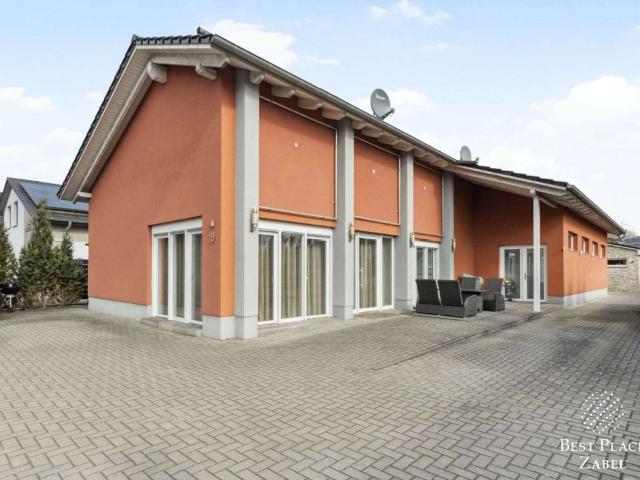 Luxus Haus mit 8 Zimmer zu verkaufen in Friedensstraße, 9, Oranienburg, Brandenburg
