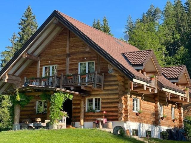 Luxus Haus mit 8 Zimmer zu verkaufen in Nötsch, Österreich