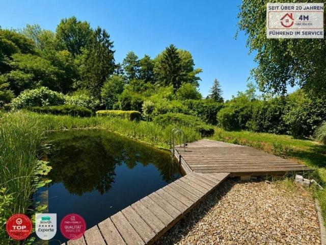 Luxus Haus mit 8 Zimmer zu verkaufen in Schwadorf, Österreich