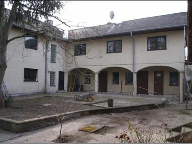 Luxus Haus mit 8 Zimmer zu verkaufen in Strasshof an der Nordbahn, Österreich