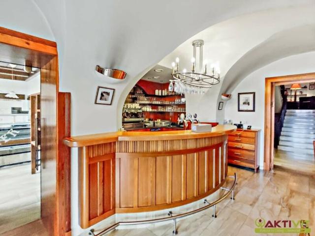 Luxus Haus mit 8 Zimmern zu verkaufen in Straden, Österreich