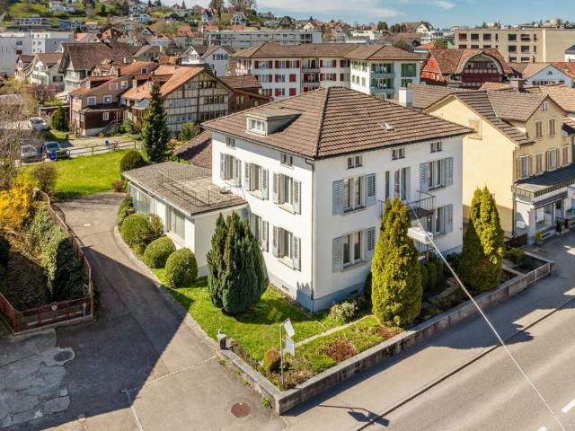 Luxus Haus mit 9 Zimmer zu verkaufen in Flawil, Kanton St. Gallen