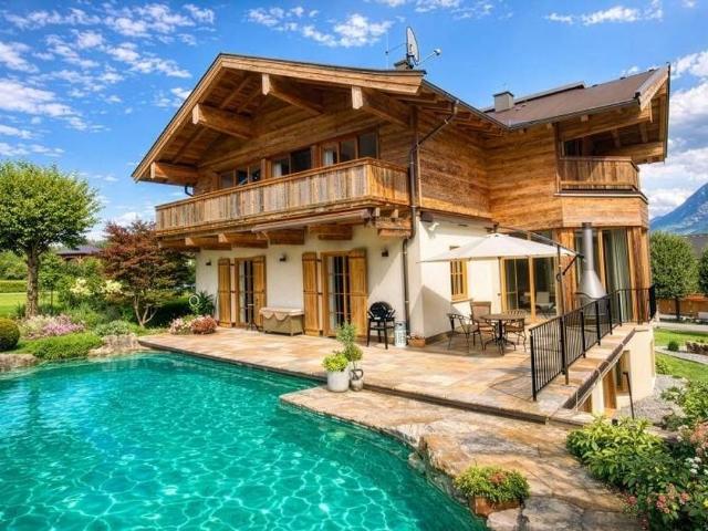 Luxus Haus mit 9 Zimmer zu verkaufen in Velden, Kärnten