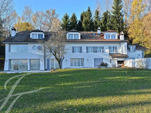 Luxus Haus mit 14 Zimmern zu verkaufen in Yens, Kanton Waadt