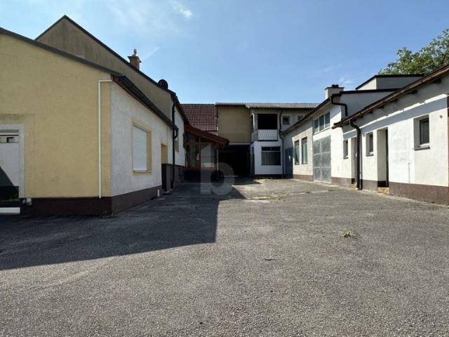 Luxus Haus mit 360 m2 zu verkaufen Bad Erlach, Österreich