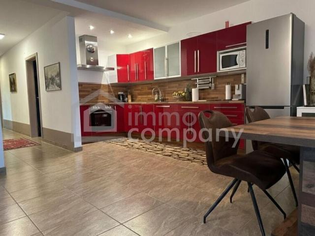 Luxus Haus mit 3 Zimmer zu verkaufen in Traiskirchen, Österreich