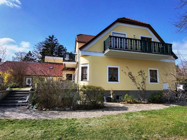 Luxus Haus zu verkaufen Bad Vöslau, Niederösterreich
