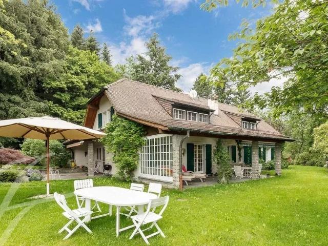 Luxus Haus zu verkaufen Savigny, Schweiz