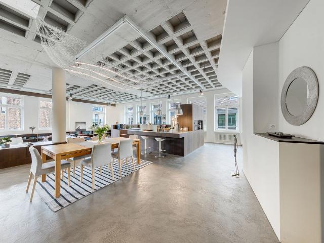 Luxus Loft mit unabhängigem Studio im Zentrum von Vevey