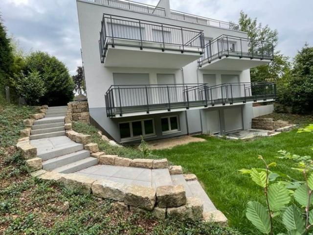 Luxus Penthouse im Maisonette Stil in idyllischer Umgebung mit freien Blick über die Stadt