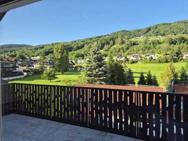 Luxus Penthouse mit Blick ins Grüne! NEUBAU im Zentrum Mondsee!