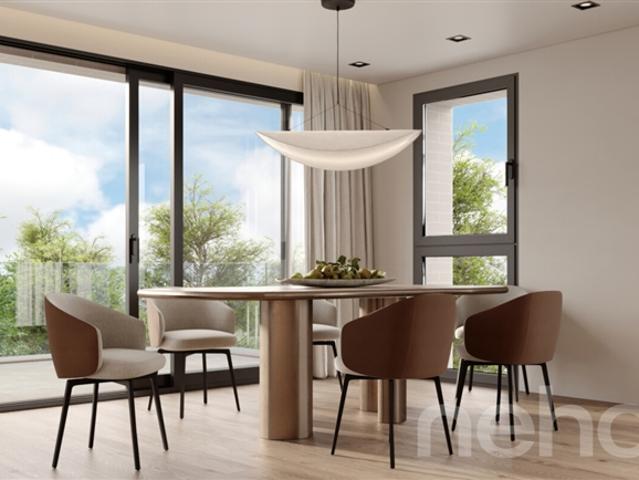Luxus Penthouse mit Terrasse und Balkon