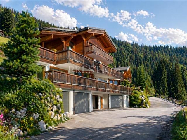 Luxusfamilienchalet in Anzère – Diskretion, Luxus, Spa & Lift