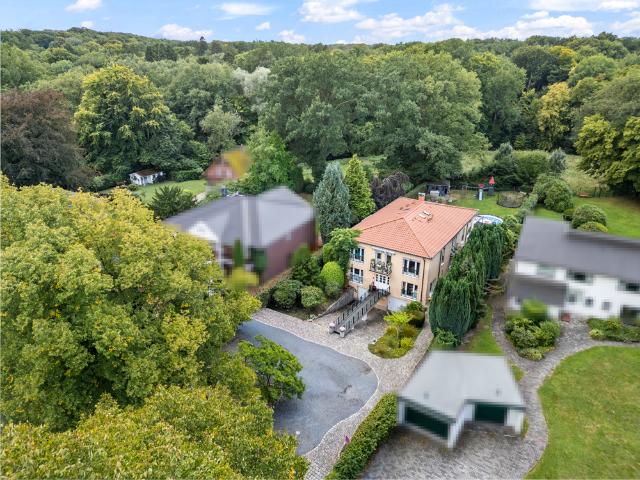 Luxusvilla im Alstertal – Großzügigkeit trifft Exklusivität