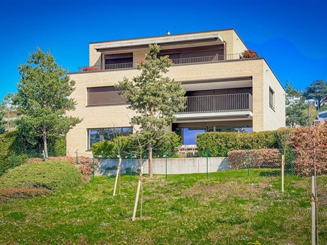 Luxuswohnung für 7,5 Pence mit Garten und in der Nähe der Bank