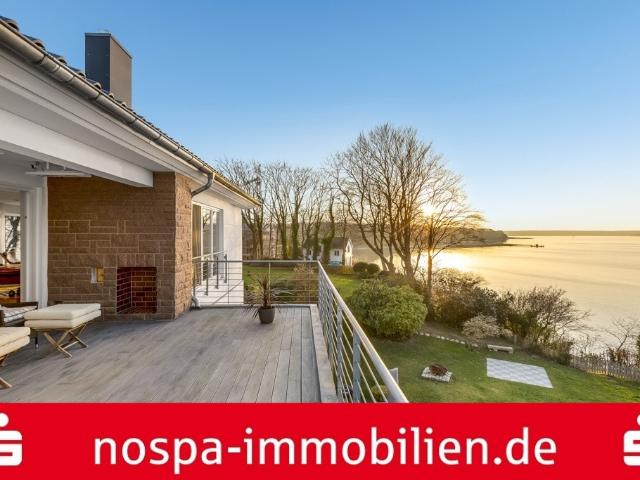 Luxuswohnung im 2. OG mit spektakulärem Blick über die Flensburger Förde und eigenem Strandzugang!