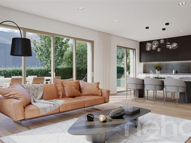 Luxuswohnung mit großem Garten und Terrasse